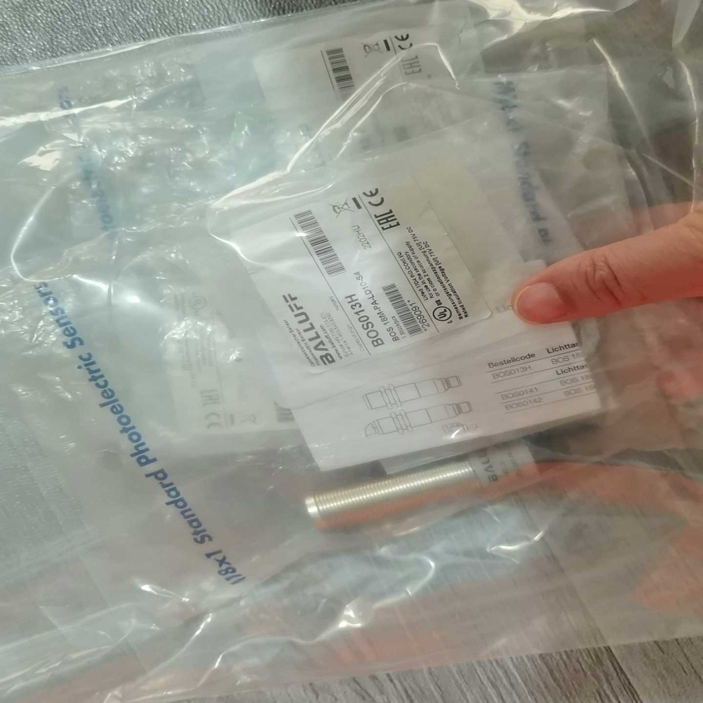 BOS013H巴鲁夫BOS18M-PA-LD10-S4漫反询价