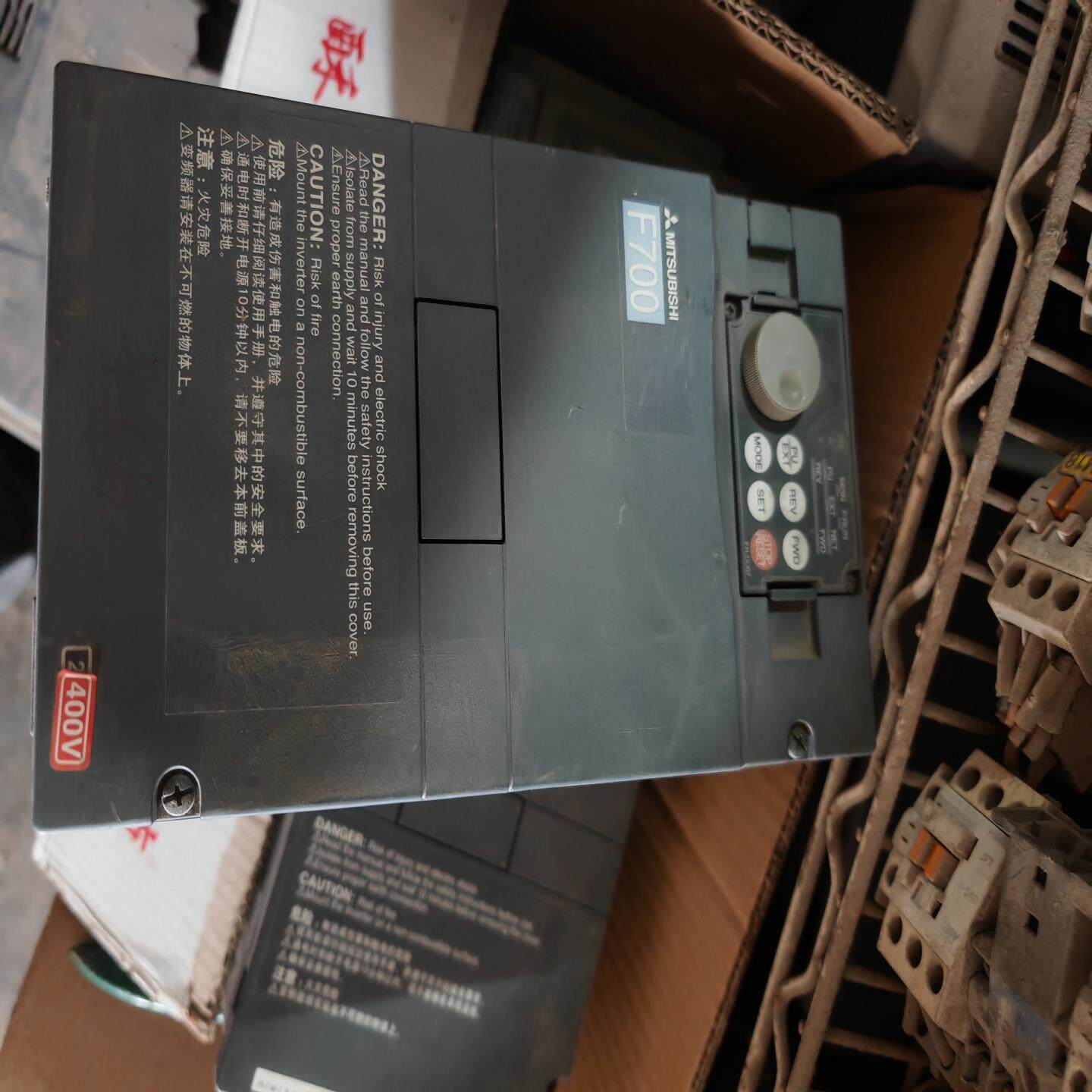 三菱变频器F700系列,三相,输入电压3PAC380-48--议价商品