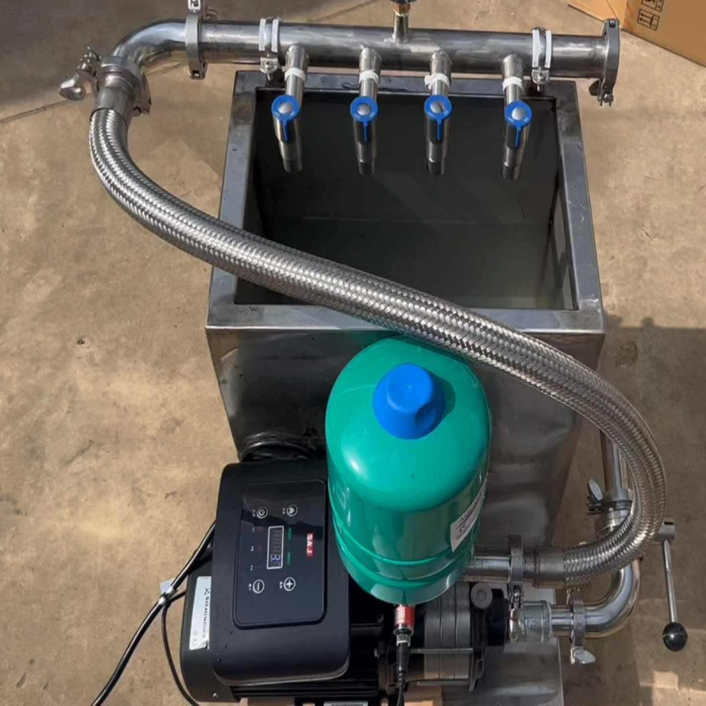 进口格兰富水泵CM5-4变频增压泵家用别墅自来水全自动管道加--议