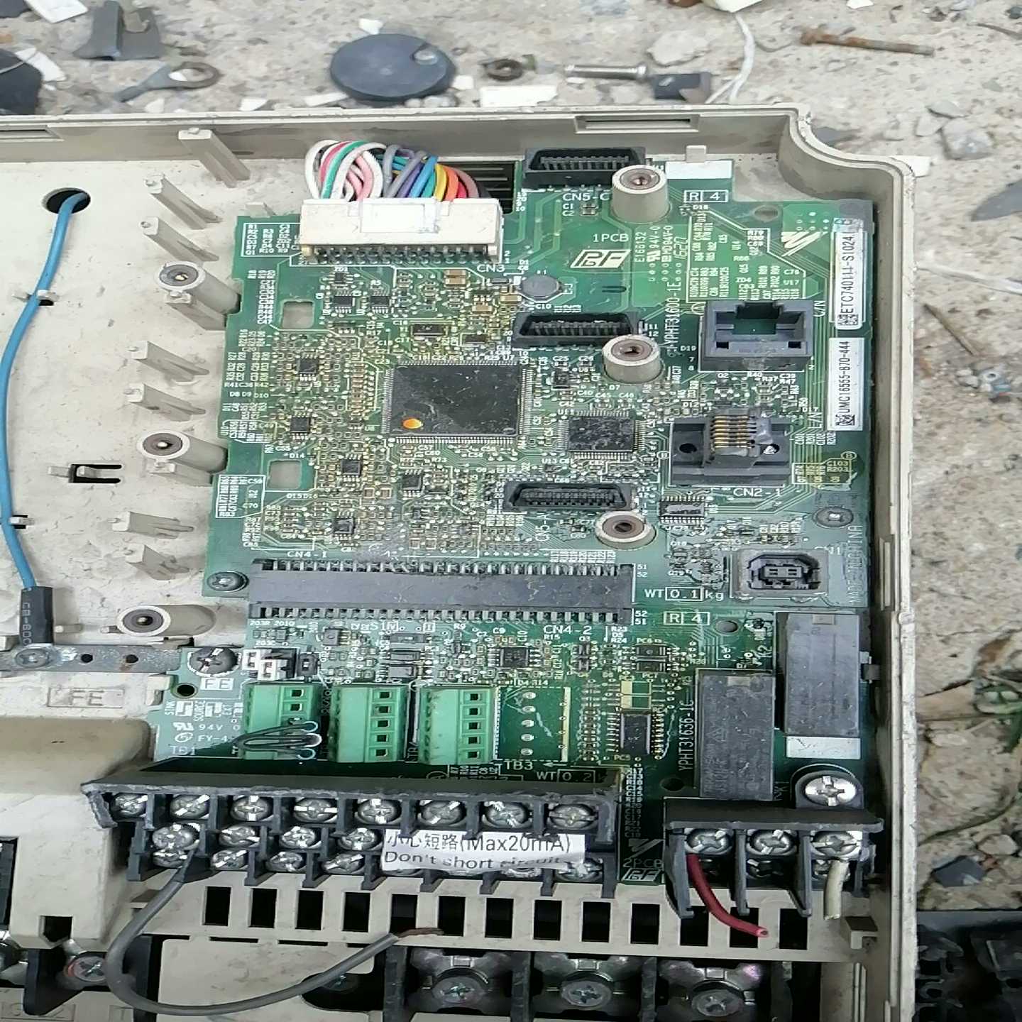 咨询-安川变频器主板，