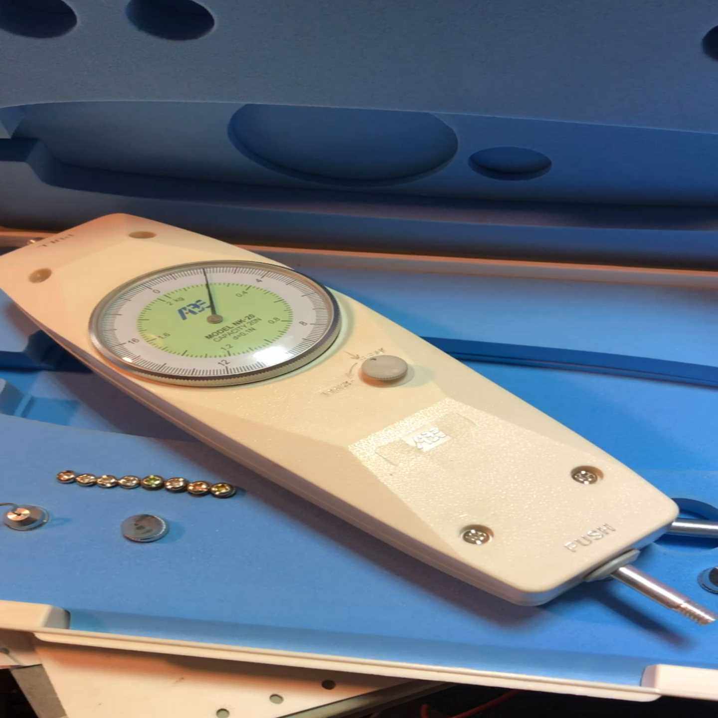 议价abe推拉力计，nk-20，满度量程2kg，归零正常，成色新