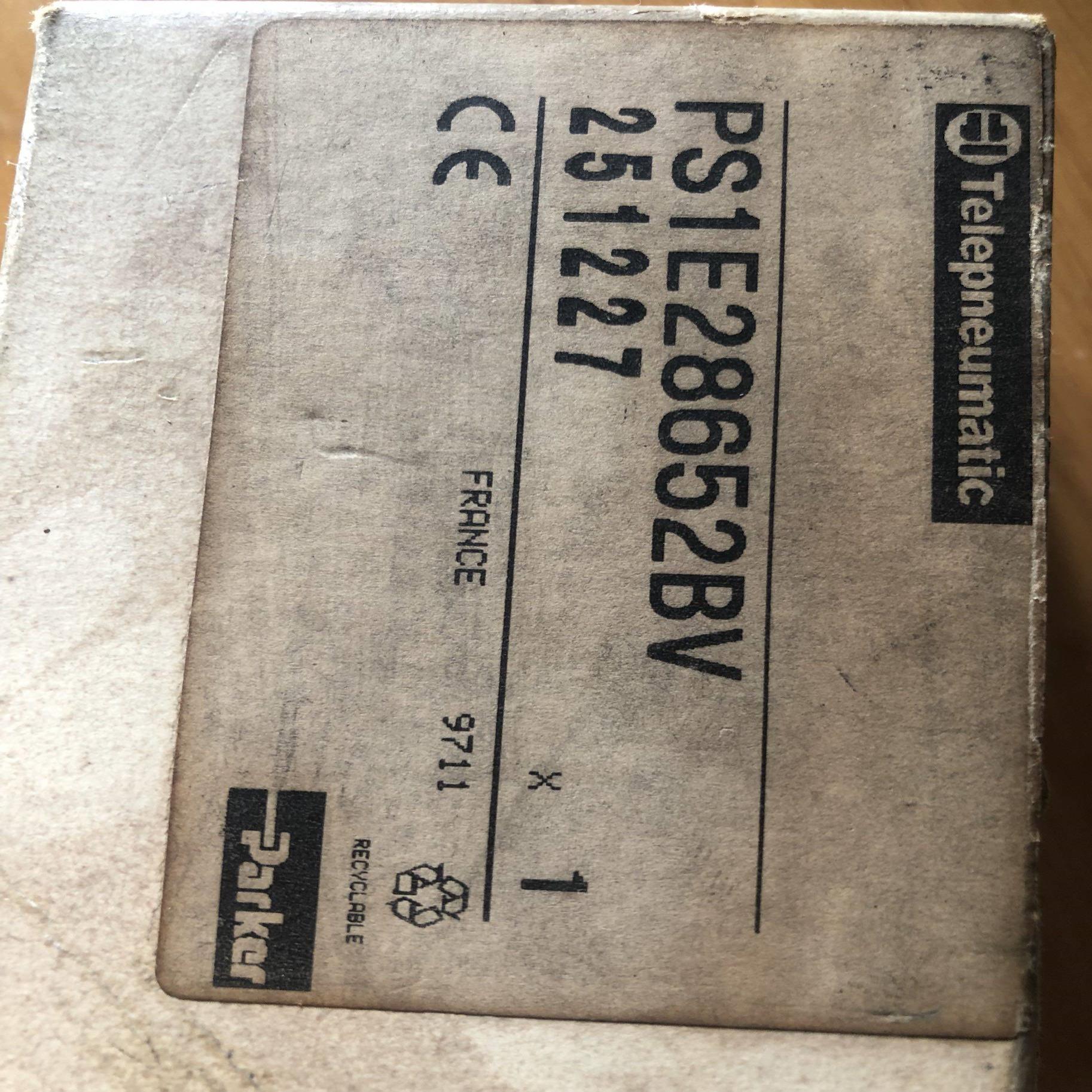 配件PARKER电磁阀PS1E28652BV 库存 新议价