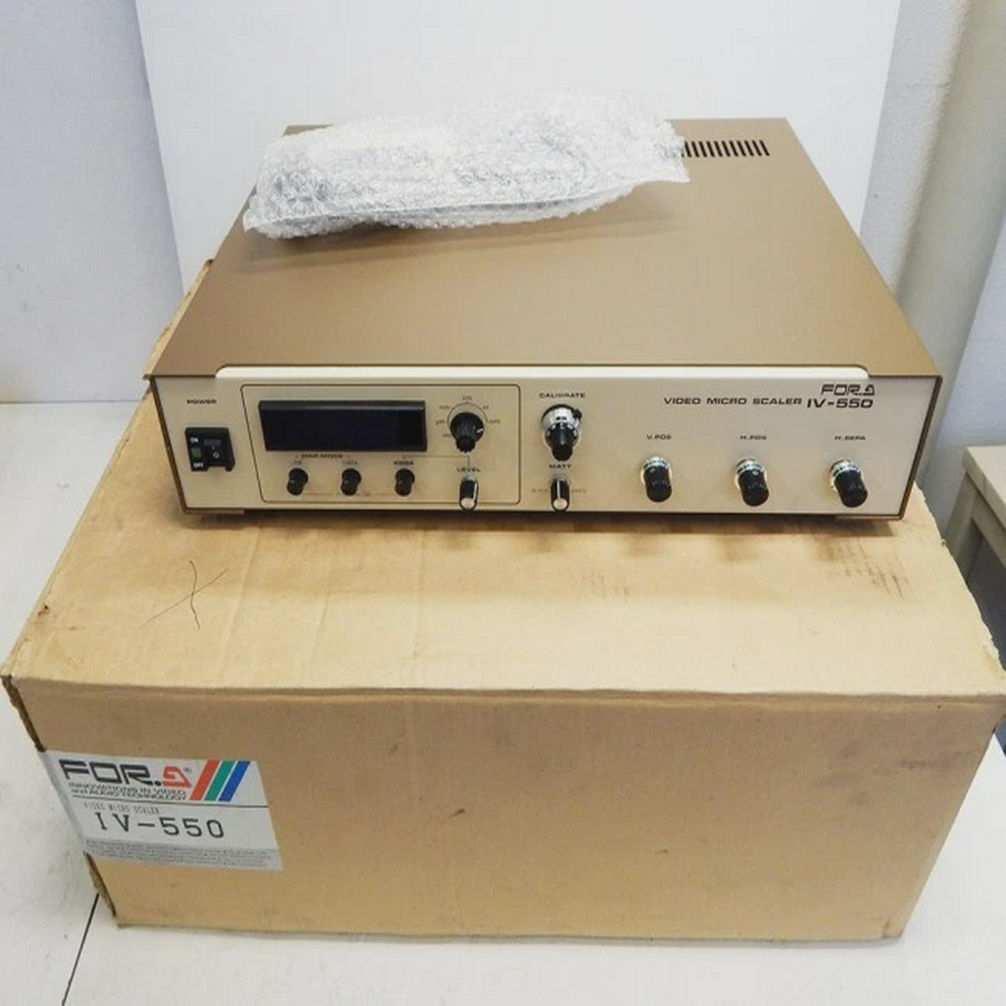 FOR.AIV-550VideoMicro-Scaler110-240VAC-unused/OVP-
