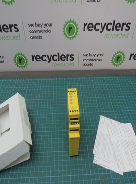 SICKUE48-20S2D2SafetyRelay