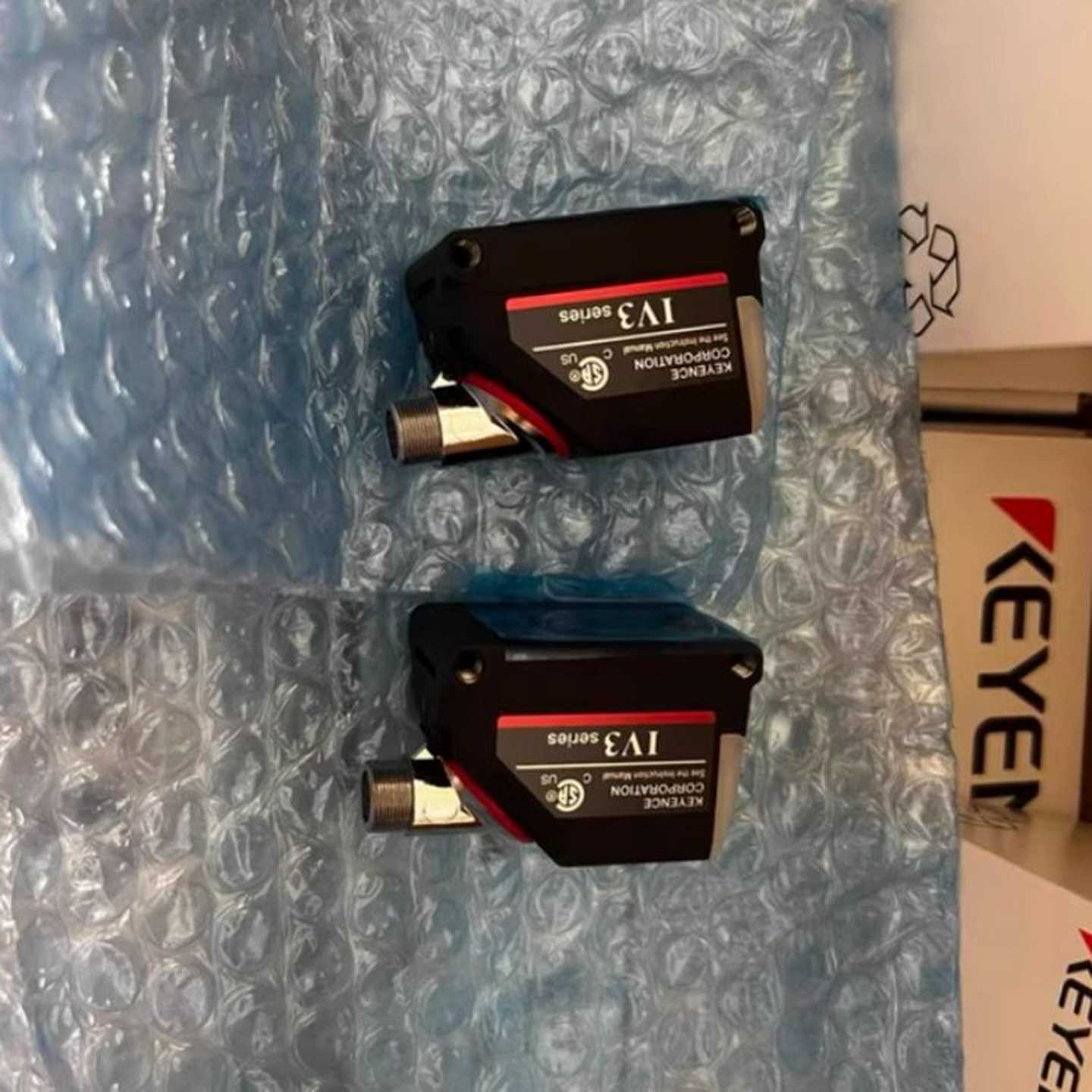 原装LEUZE电感式开关50109668ISH212MM/4NO-4N0劳易测接近传感