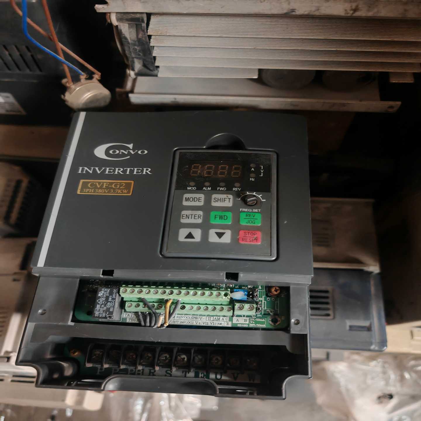 康沃变频器CVF-G2-4T0037C，3.7KW，380V--议价商品