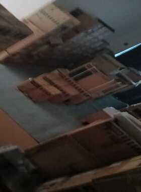 施耐德接触器LC1F2600P7 230V  LC1F260~议价