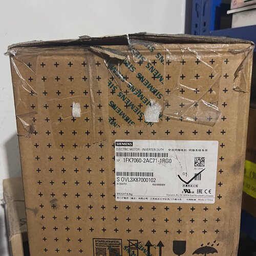 溢价-1FK70602AC711RG0伺服电机实