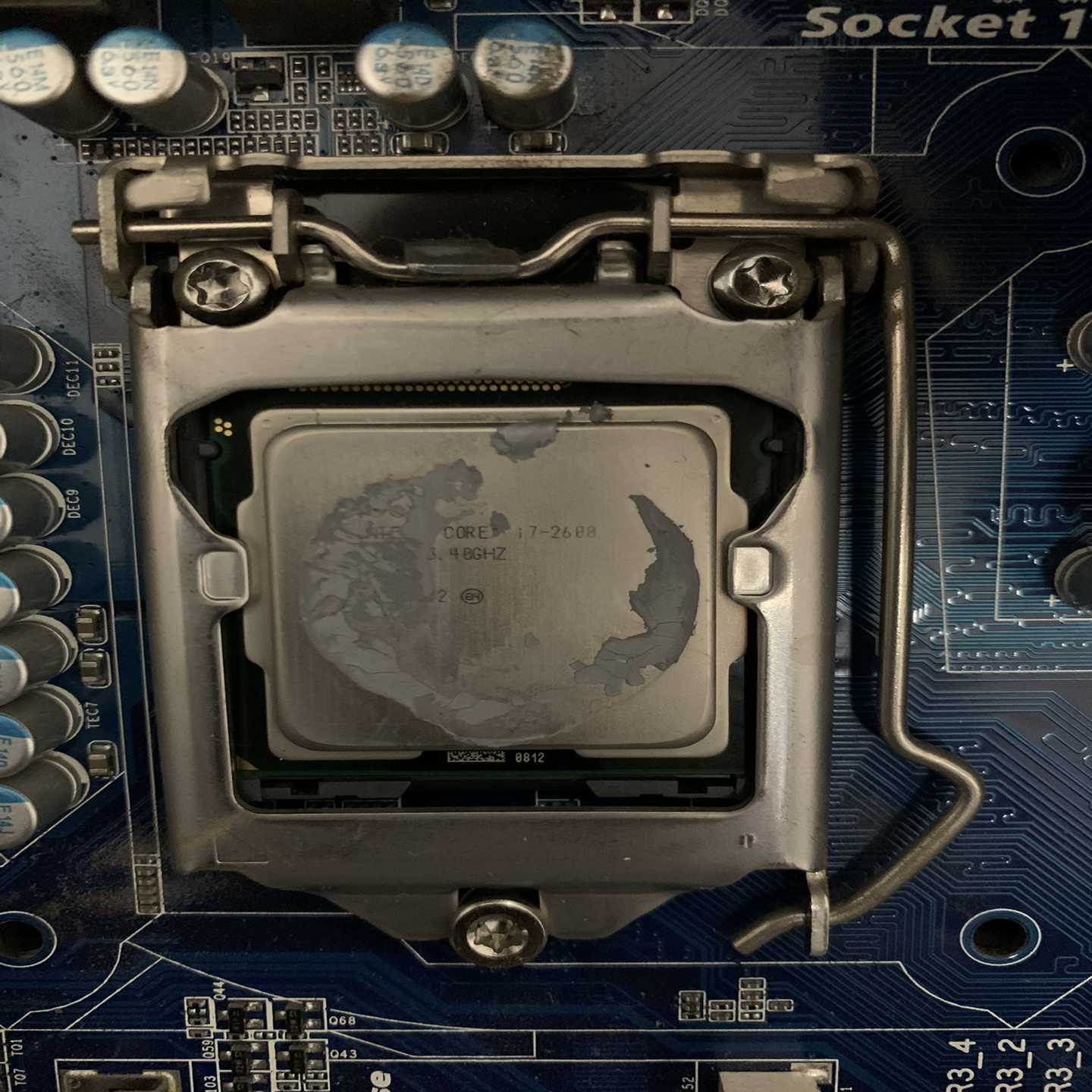 询价Inteli72600四核八线程。