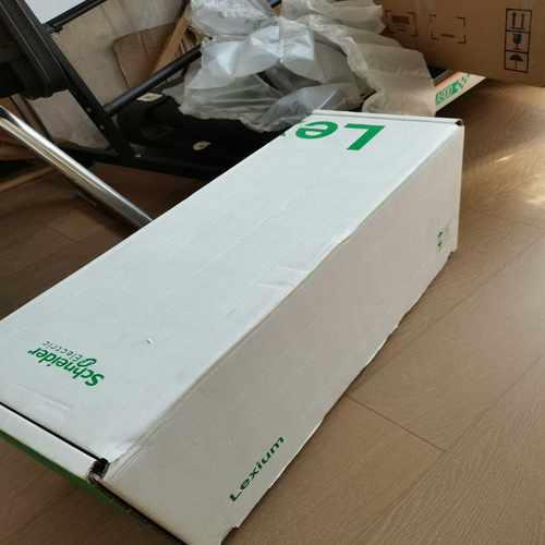 ATV320U55M3C施耐德变频器(亚飞商行）