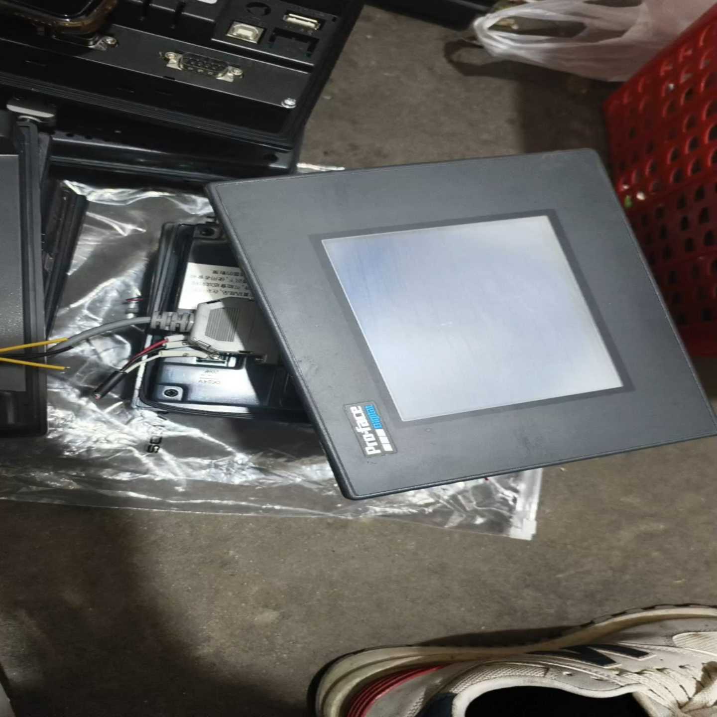 普洛菲斯触摸屏GP37W2-BG41-24询价