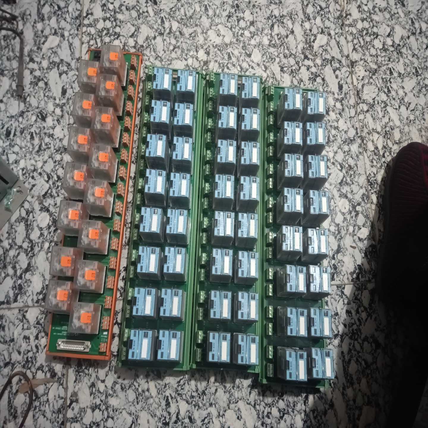 C5-M10DC24V继电器48只，询价