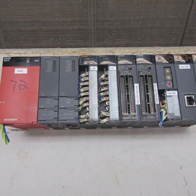 三菱MELSECQ可编程式可编程式系统Q06HCPUQ61PQJ71E71100Q64DAQ68