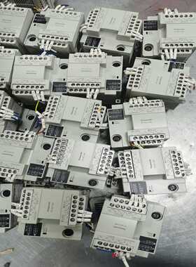 松下plc主机AFPX0L14R-F，成色漂亮，功能正常，完--议价商品