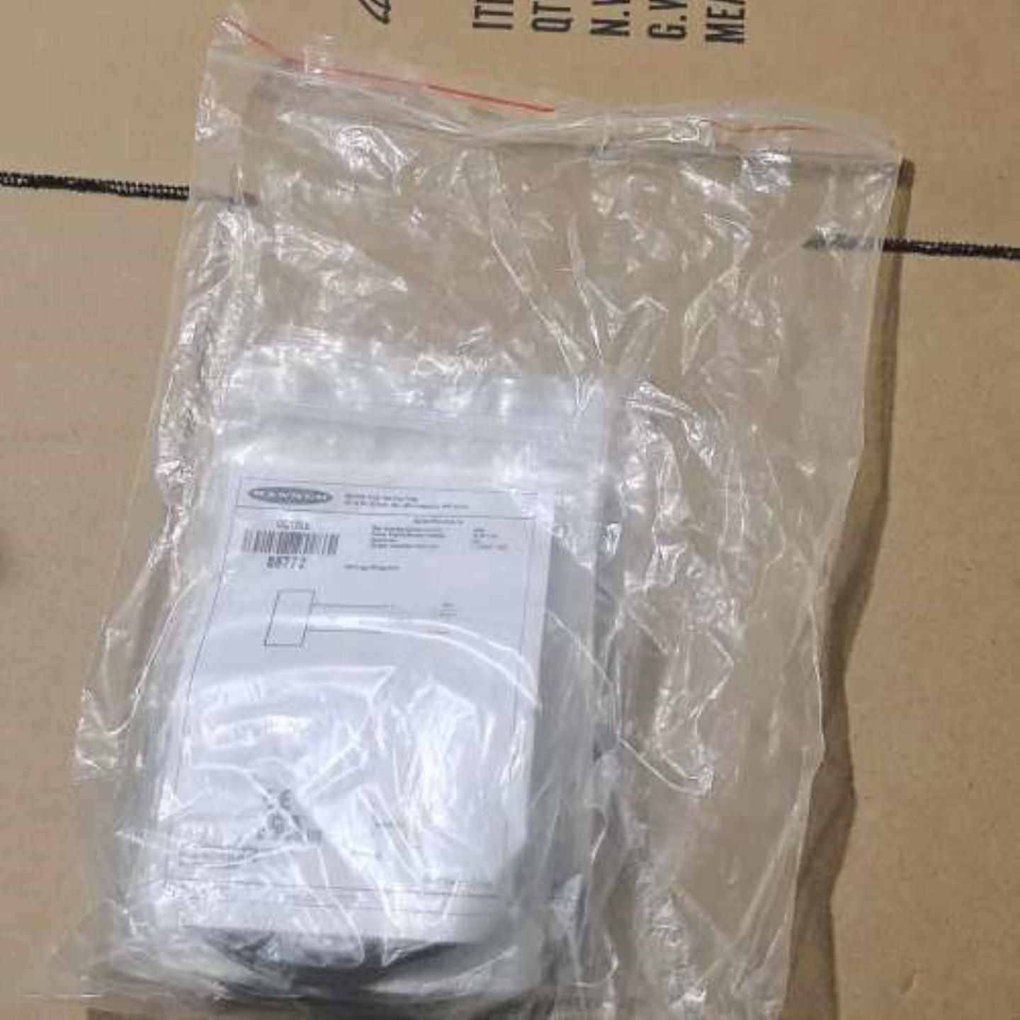 售前询价维修议价BANNER邦纳DQ126E对射光电开关感测器发射端