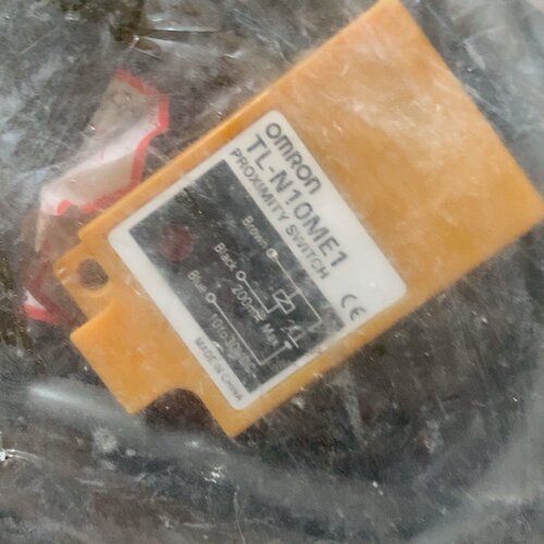 询价-方形接近开关TLN10ME1有两个