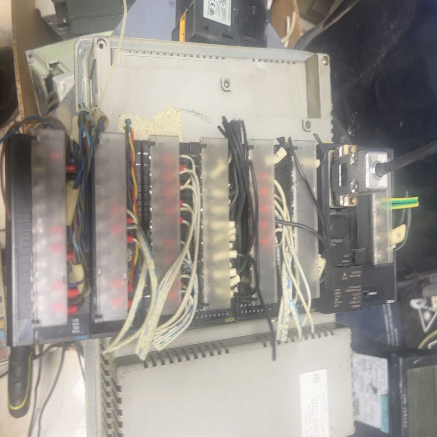 议价欧姆龙PLC主机模块CJ2M-CPU11/PA202/ID现货/维X修