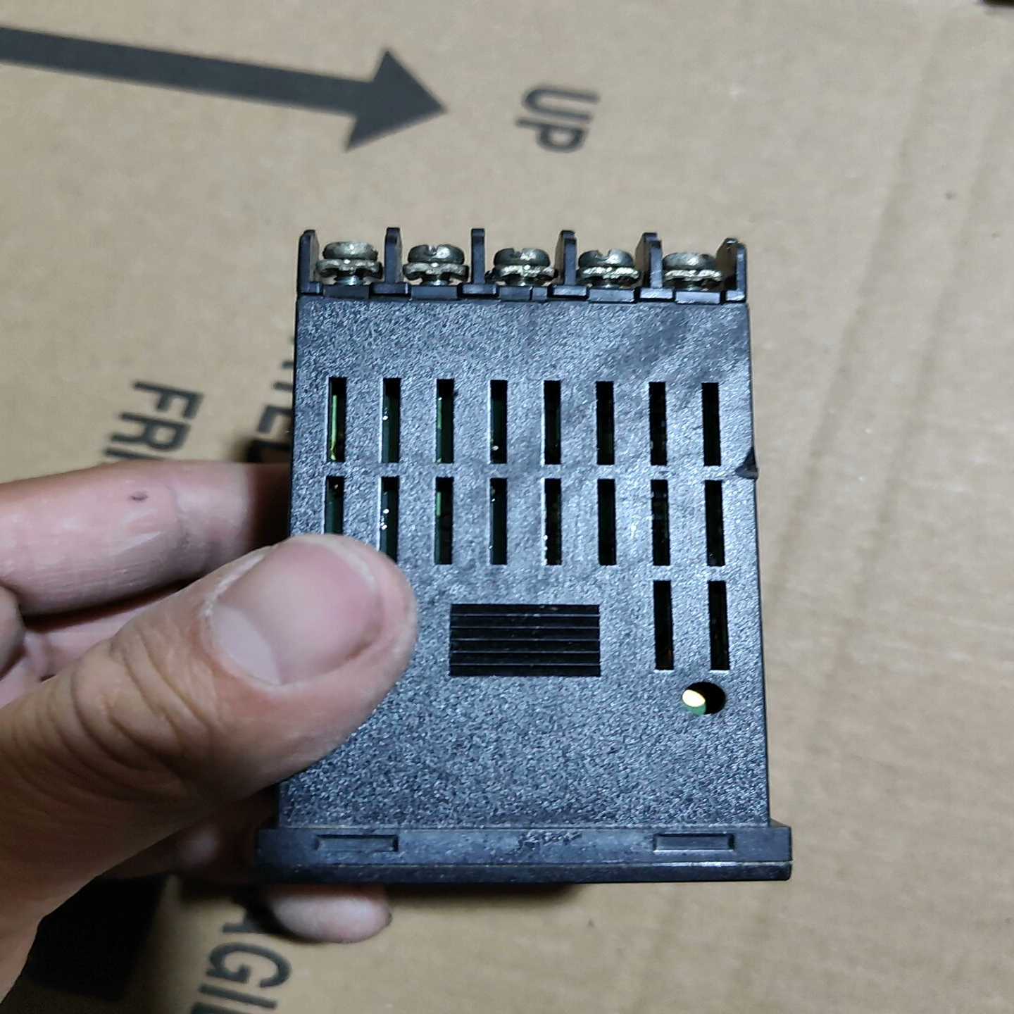 咨询-温控器E5CN-R2MT-500