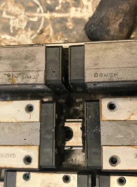 THK直线导轨型号SSR204块两根导轨长度1030mm，议价商品