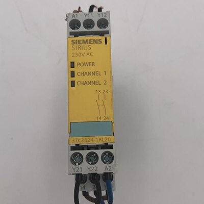 Siemens SIRIUS safety relay 3TK28241AL20 Used Excellent Cond