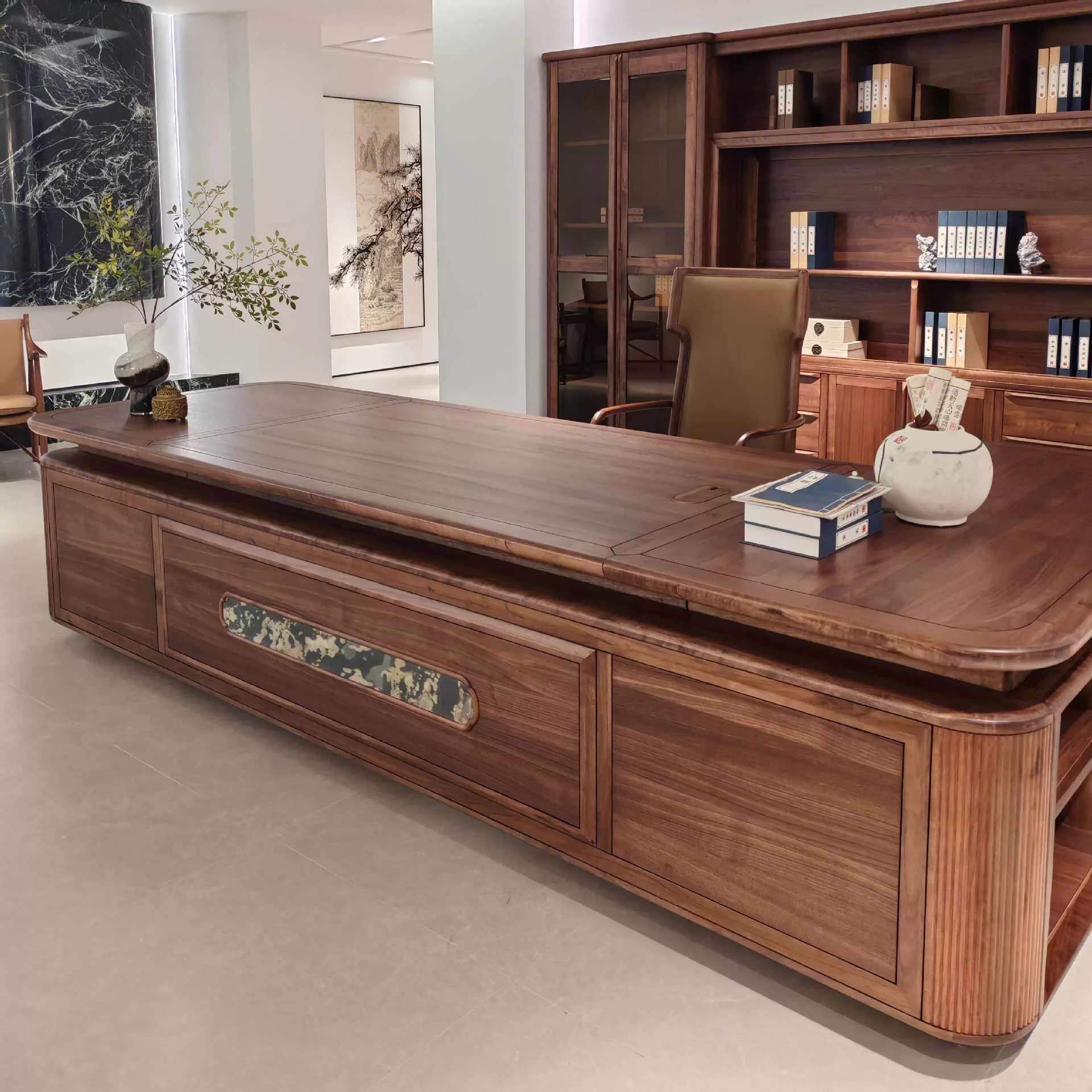 新中式黑胡桃木大班台现代实木老板桌办公桌组合董事长高端办公室