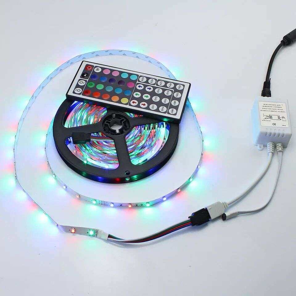 12vRGB灯带套装5050彩色44键2835裸板20米红外控制滴胶装饰氛围灯