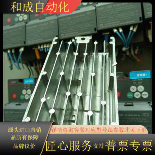 新款变频器 FR-CS82S-025-60替代老款FR-