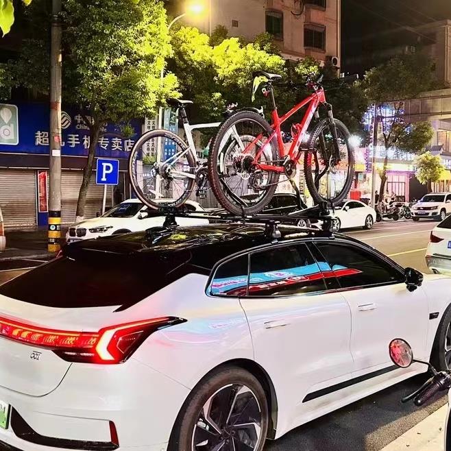 极氪001汽车车顶行李架横杠横杆车载旅行行李箱自行车架