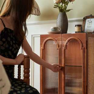 小户型客厅沙发旁边的边柜玻璃展示柜法式复古侧边柜卧室床头柜子