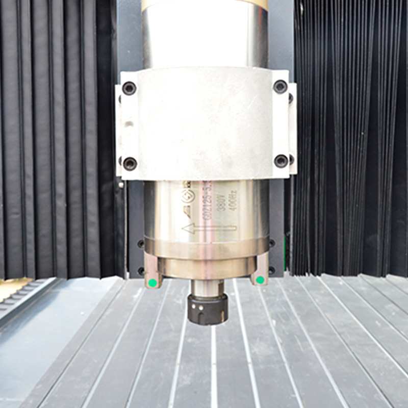 鸿济数控超级价日5折优惠全自动金属铝板标牌广告翡翠石材雕刻机