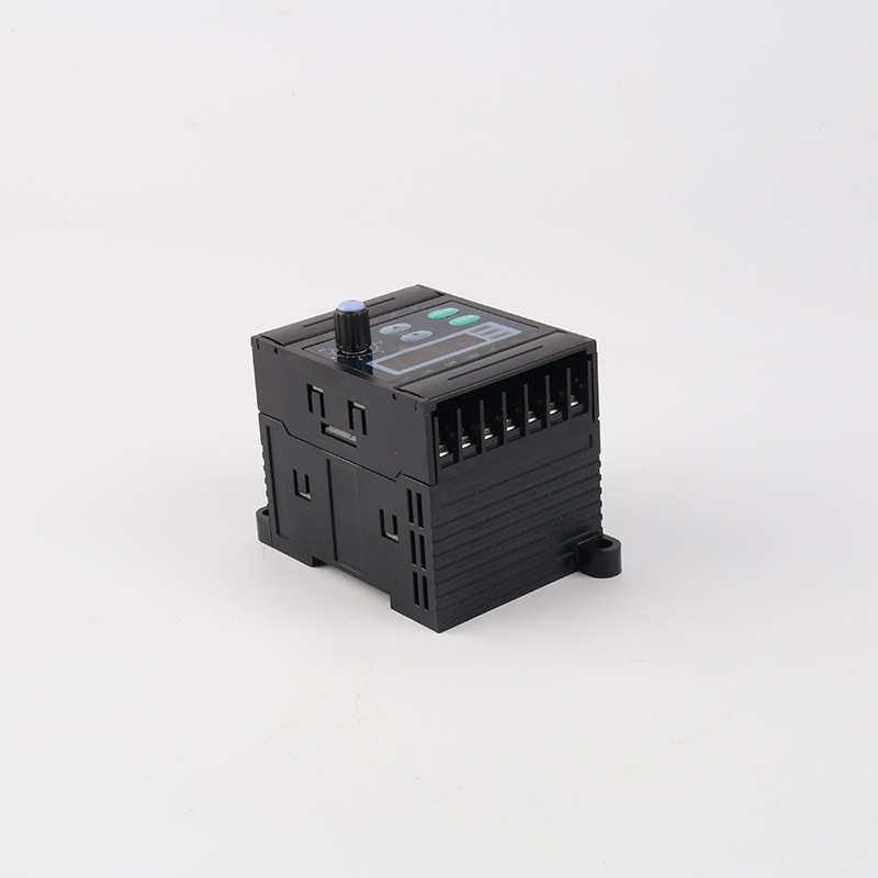 多功能内置SK200E数字显示电机马达调速度控制段速模拟量刹车正反