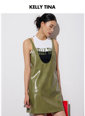 KELLY TINA休闲风绿色皮质吊带连衣裙女复古酷飒大U形PU皮背带裙