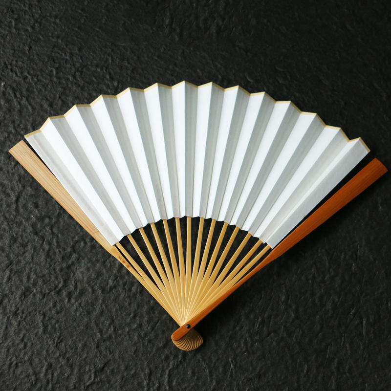 8寸鱼尾文人折扇几十年老玉竹浙派安吉名家王伟本工精工制作竹扇