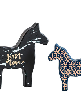 北欧风格卧室客厅玄关电视酒柜装饰品摆件创意小木马家居桌面摆设