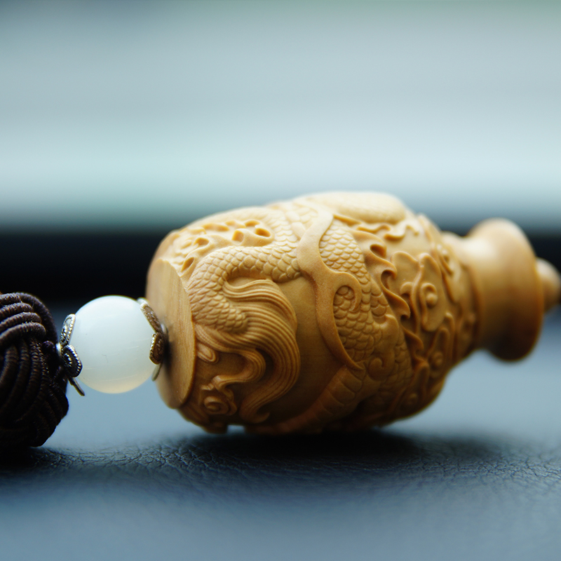 小叶黄杨木雕实木汽车挂件雕刻工艺中式挂饰保平安车挂祥龙戏珠