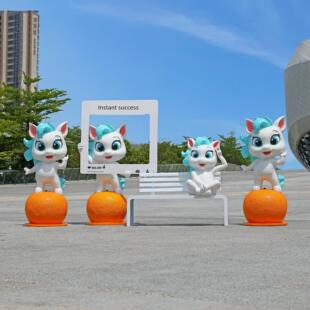 户外卡通马雕塑网红打卡生肖马大摆件游乐园景区商场马年引流装饰