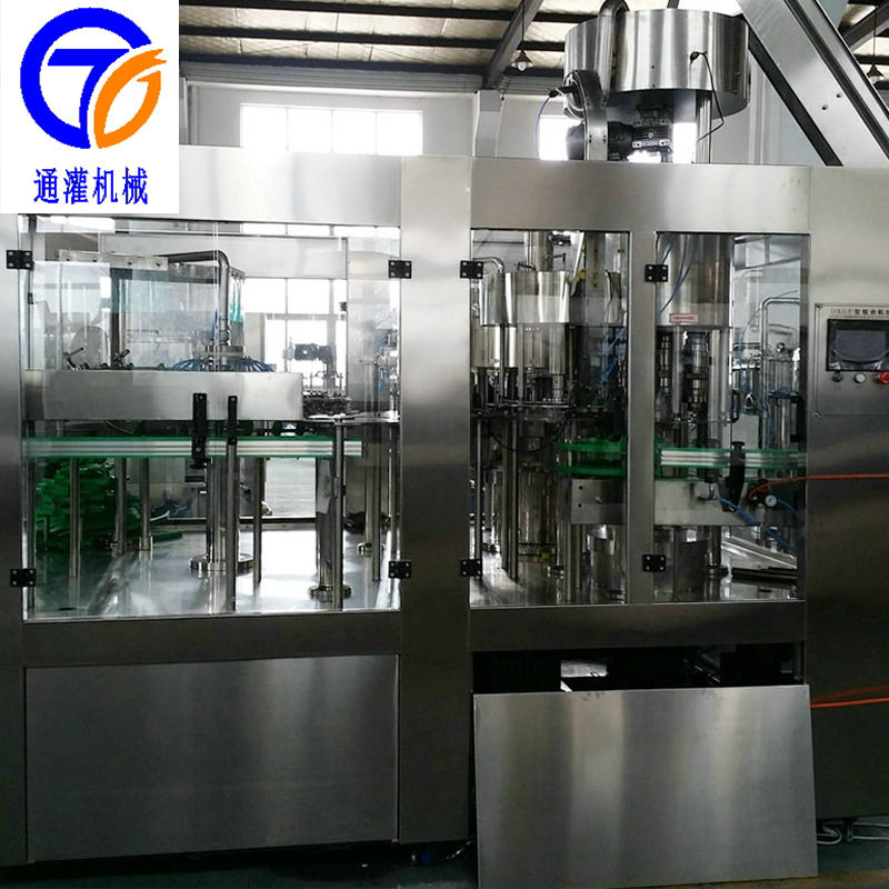 厂家定制易拉罐瓶灌装机 含气体饮料灌装机三合一液体灌装机