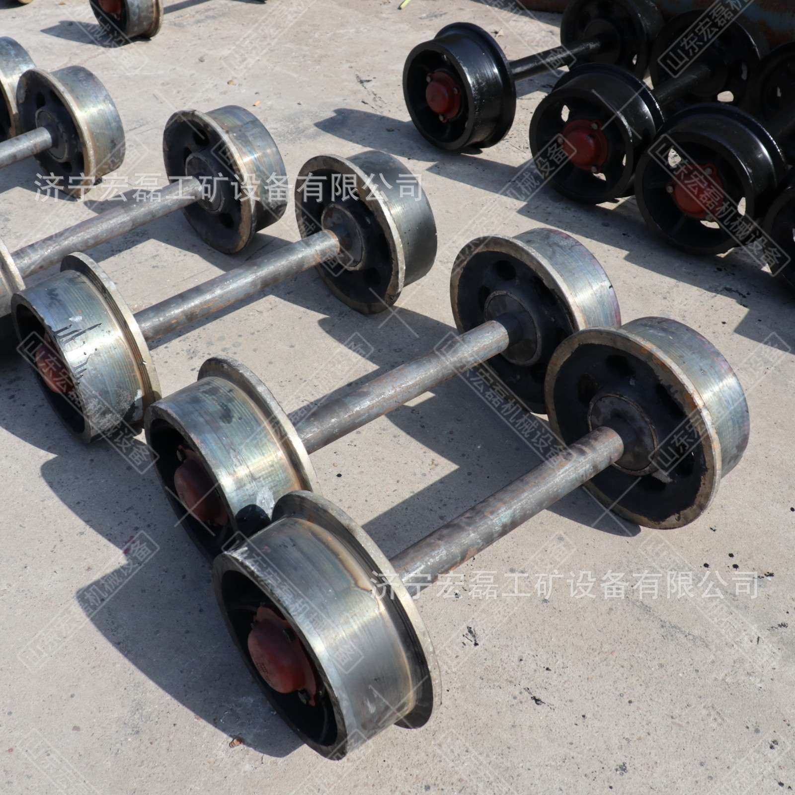 铸钢矿车轮对各规格实心空心轮300mm加重轨道轮隧道窑车单边轮