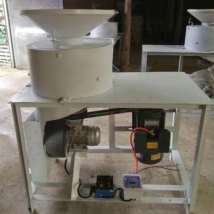 山东工厂新款辣木籽剥壳机电动辣木籽剥壳脱壳机小型去壳机器,机械设备,粉碎机,淘宝优惠券,粉丝福利购,淘宝优惠卷