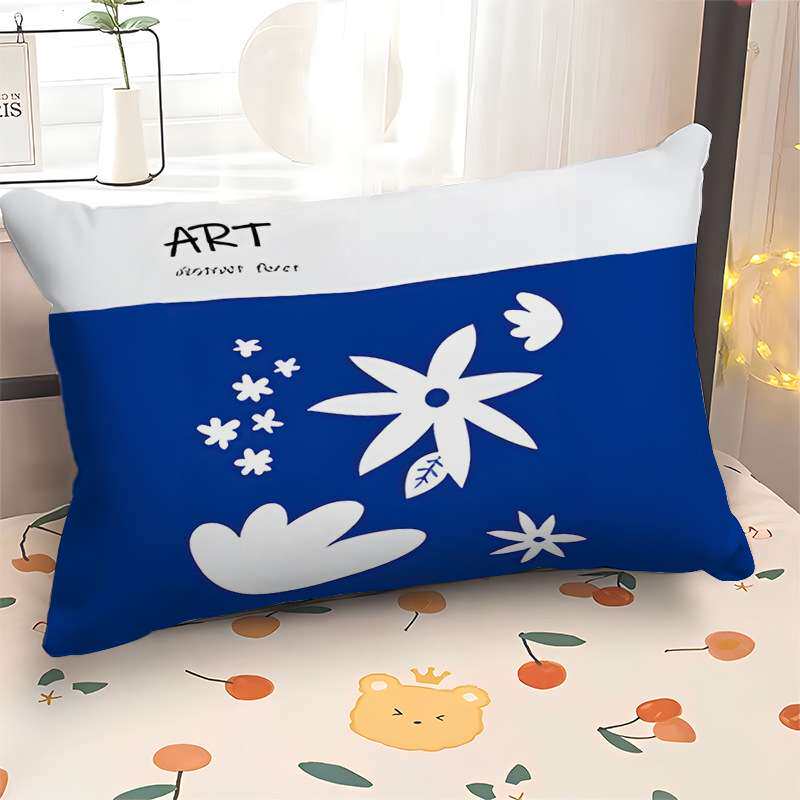 北欧ins风长抱枕可拆洗 克莱因蓝色沙发靠枕套罩 长方形大号靠垫