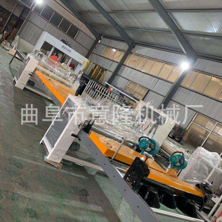 墙布皮革硬包热熔胶平贴机肤感哑光板全自动贴面机家具板板贴纸机