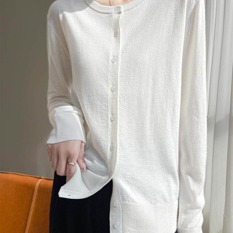 好货薄款精纺羊毛针织开衫女士纯色圆领细线柔软毛衣外搭春秋外套