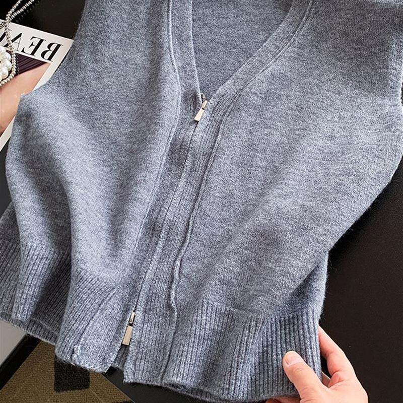 好货高级感纯色V领拉链坎肩毛衣针织马甲背心女秋季新款减龄轻奢