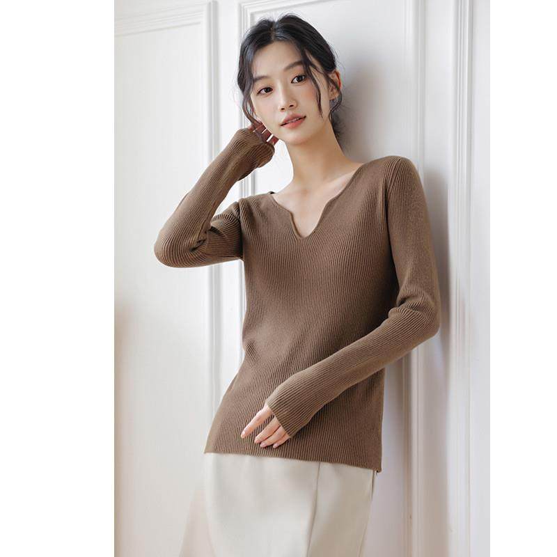 v领毛衣女2025秋冬新款长袖修身内搭套头黑色打底针织衫低领上衣