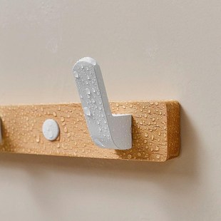 奶白色实木挂钩免打孔门后挂衣架挂衣钩入户玄关墙上壁挂衣帽排钩