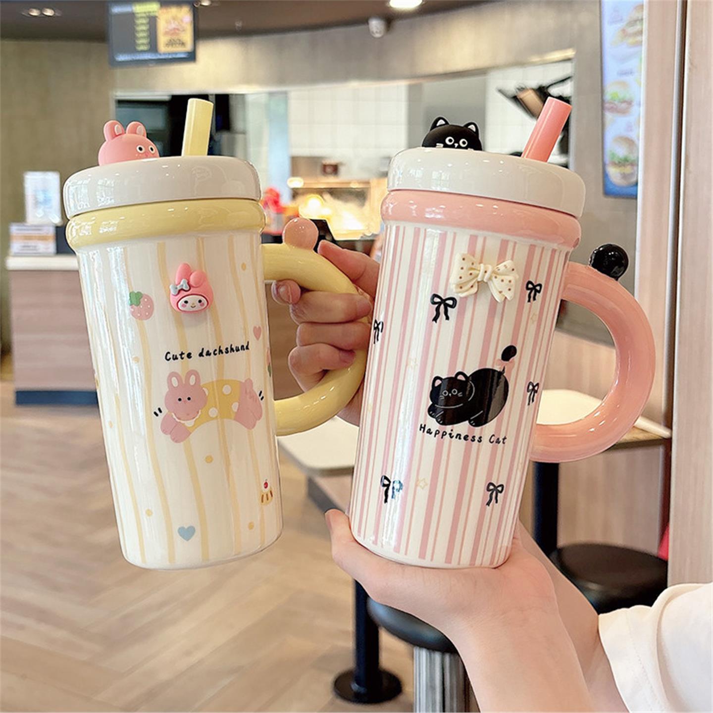 大容量吸管马克杯女生带盖陶瓷杯高颜值家用水杯生日礼物咖啡杯子