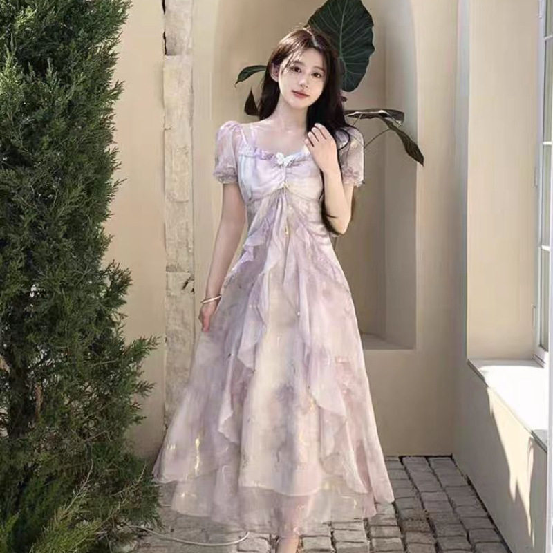 大码绝美法式连衣裙女夏季荷叶边吊带裙胖mm遮肉显瘦海边度假裙子