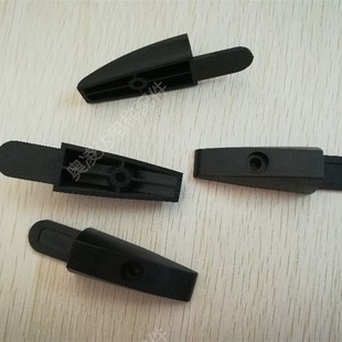 电梯毛刷堵头 富士达自动扶梯毛刷堵头 塑料毛刷堵头 全新现货