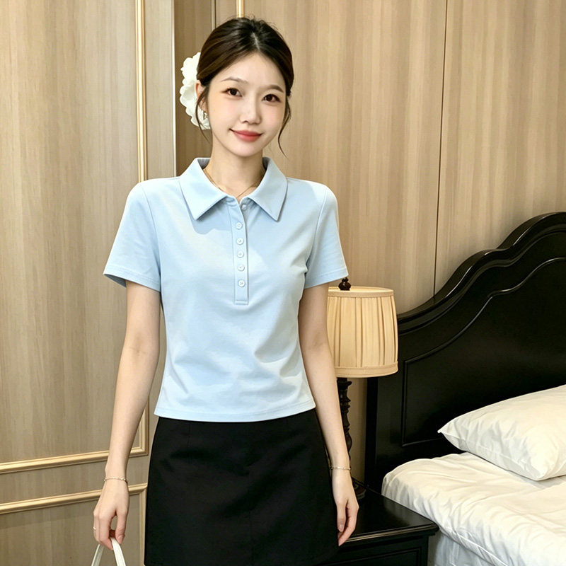 天蓝色POLO领短袖T恤女显瘦遮肚