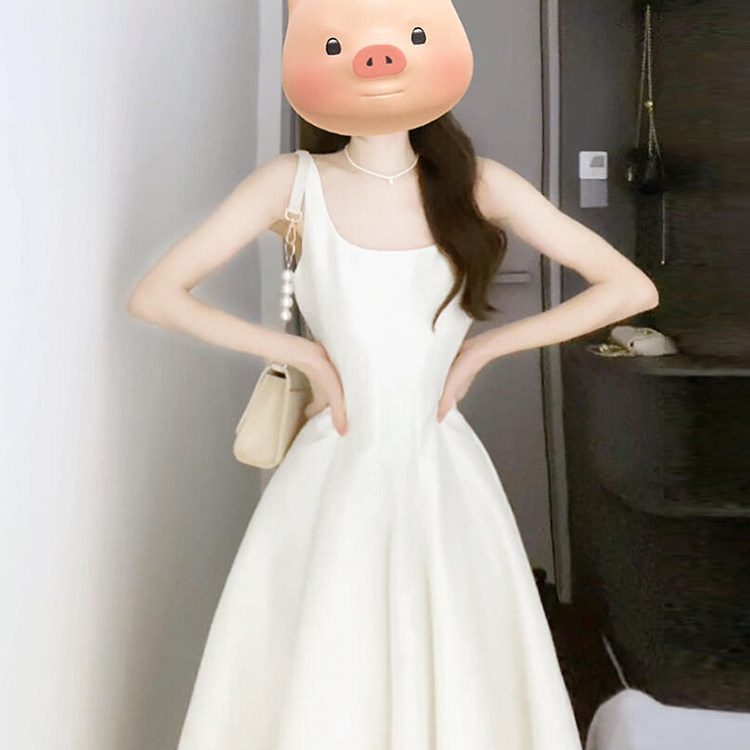 白色吊带连衣裙女2025法式高级感赫本风小个子收腰显瘦气质白裙